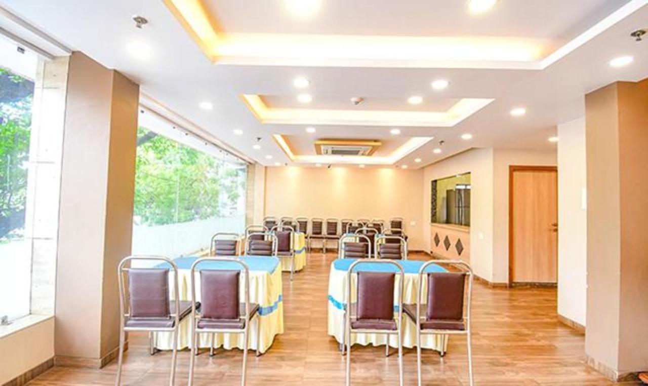 Fabhotel Stay Inn International - Nr Sealdah Station Kolkata Exterior photo